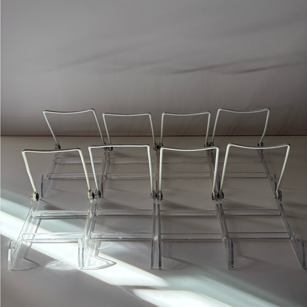 Clear Acrylic Easels for Plates Set of 8